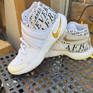 Nike White and Gold Textured Sneakers